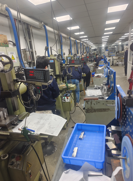 Grinding machine