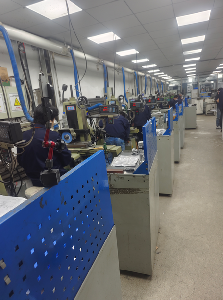 Grinding machine